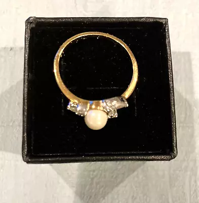 Vintage Laura Ramsey 18K Yellow Gold 4MM Pearl Ring + 4 CZ 3.1 Grams ~ Size 10 • $225