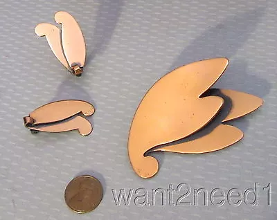 MCM 50s Modernist Vtg SOLID COPPER PIN & CLIP EARRING SET Big Layered Retro Leaf • $17.95