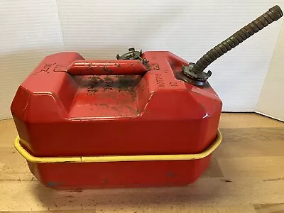 Vtg BLITZ USMC Fuel  2 1/2 Gallon Metal Gas Can With Original Spout & Has Cap • $99.99