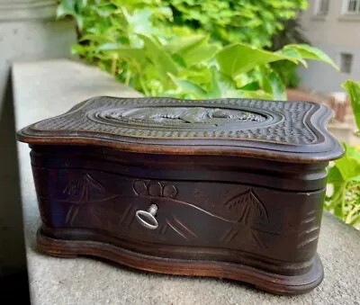 $175 • Buy C. 1900 BRIENZ Casket/Trinket Box With Hand Carved Bear On The Cover