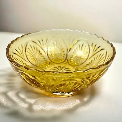 1960s Anchor Hocking Starburst Medallion Honey Gold Amber Serving Bowl 8” • $11.40