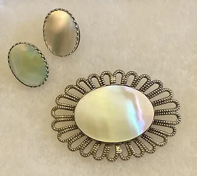 Vintage Whiting & Davis Mother Of Pearl Oval Clip Earrings W/Unsigned MOP Brooch • $35