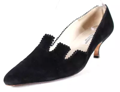 MANOLO BLAHNIK Black Suede Notched Vamp Pointed Toe Heels Pumps 39.5 • $128