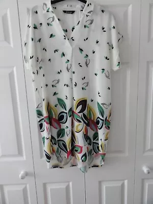 Kaleidoscope Longline Loose Fit Top  Size 18 • £10