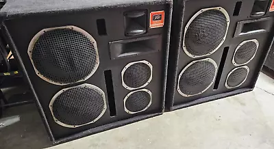 2 PEAVEY 3020 HT 4-Way Sound Reinforcement System Front End Speakers 400W 4 Ohm • $520