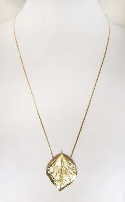 Sublime Vintage Crown Trifari Gold Leaf Necklace • $59.99