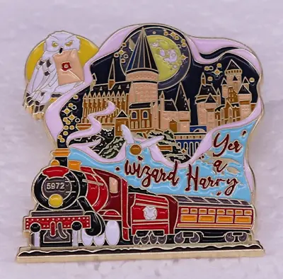 $8.50 • Buy Hogwarts Harry Potter Pin