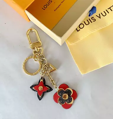 $360 • Buy Louis Vuitton Monogram  Auth Metal Leather Bijoux Sac Blooming Flower Bag Charm