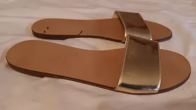 Womens J Crew Flat Gold Single Strap Sandal Shoe Sz 8 Never Worn • $22