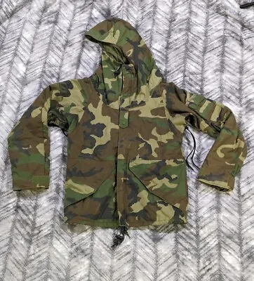 Military Parka Cold Weather Jacket Small Short Woodland Camo Waterproof Gore Tex • $79.95