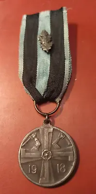 *Finland *Freedom War Medal* 1917-1918  *with Vetera Oak Leaf  *Very Rare • £95.32