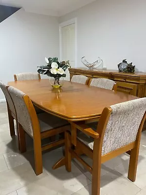 $399 • Buy Mid Century Chesterfield Extendable Dining Table And Chairs
