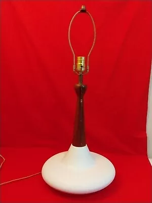 Mid Century Atomic Teak Ceramic Table Lamp • $125