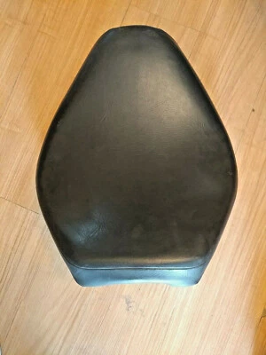 $100 • Buy 2005 Yamaha Xvs 650  V-star 650 Front Seat *