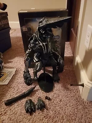 Neca Pacific Rim Kaiju Knifehead 20  Figure Needs Work • $115