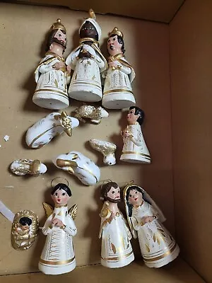 Mexican Nativity Set -13 Pieces - Pre-Owned  • $12