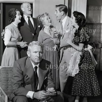 1951 Father's Little Dividend Elizabeth Taylor Spencer Tracy Bennett Photo #6 • $33.25