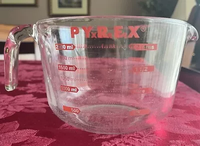 PYREX Large Glass Measuring Cup 2 Quart 64oz Scratches Used • $18.99