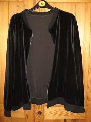 M&S Black Velour Velvet Zipped Top/jacket In Size 20. NEW • £12