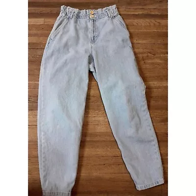 Zara Paper Bag High Rise Jeans Light Wash Size S • $20