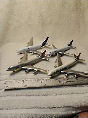 Realtor Airplane Jet Blue NWA Northwest Airline  Welly No. 8837 JAL Japan... • $35