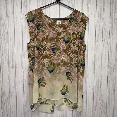 Womens Size M Cabi Tropical Floral Blouse EUC  • $25