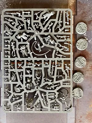 Escher Gang - 5 Gangers New On Sprue Necromunda Hive War Warhammer 40k • £13.95