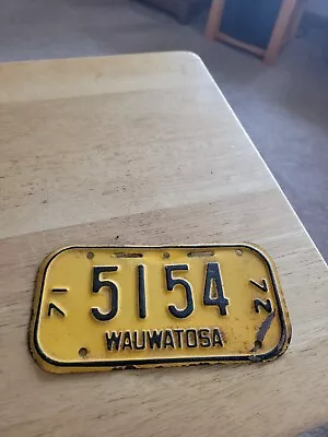 Vintage 1971 - 72 Wauwatosa Wisconsin WI Bicycle License Plate #5154 • $12.50