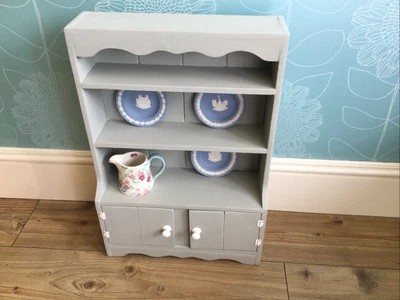 £10 • Buy Wooden Painted Wall/Freestanding Display Cupboard