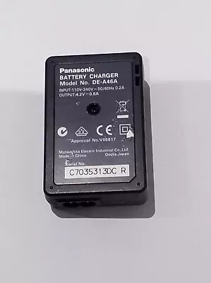 Genuine Panasonic DE-A46 LUMIX Battery Charger (charger Only) • £5