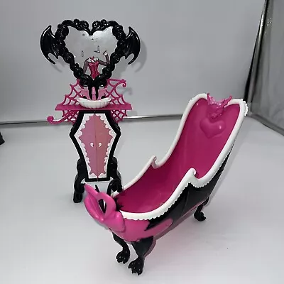 Monster High Doll - Draculaura Powder Room • $15.29