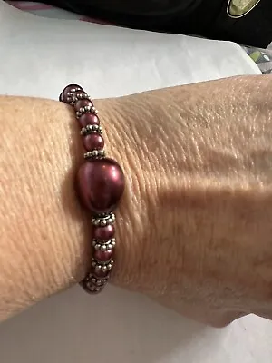 Vintage Burgundy Bead Bracelet W/Silver Toned Accents & Magnetic Closure 6”-8.5” • $15