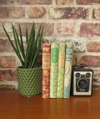 £18 • Buy Vintage Books Bundle Set Of 4 The Reprint Society Book Display Shelf Decor