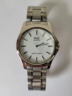 New Battery Q&Q Citizen 5 Bar Water Resistant Analog Dial Watch QQ Q206-809 • $14.99