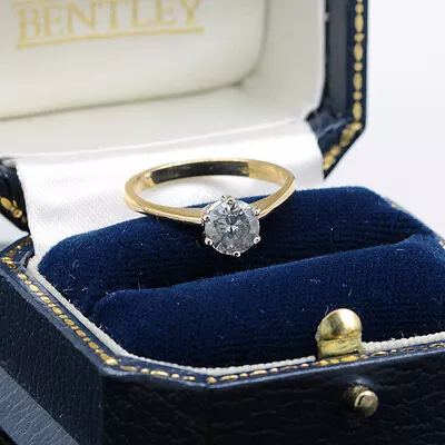 18ct Yellow And White Gold 0.90ct Round Cut Diamond Ring Solitaire Style • £380