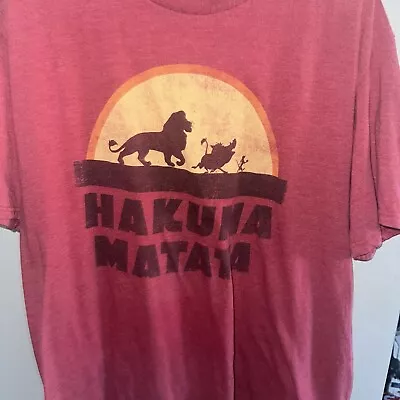 DISNEY LION KING  HAKUNA MATATA  Retro Red T-Shirt Size XL • $3