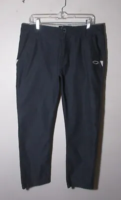 Men's OAKLEY Gray Straight Golf Chino Pants Size 34X29 • $28