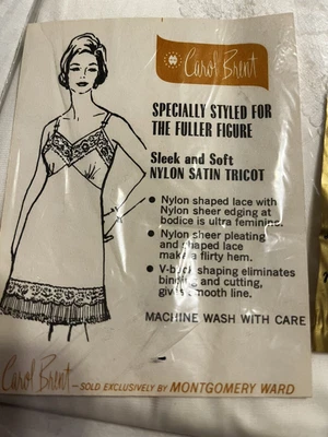 $50 • Buy Vintage 60s Carol Brent NOS White Lace Gold Label Nylon Tricot Full Slip Size 46