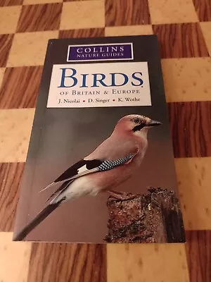 Collins Nature Guides. Birds Of Britain And Europe • £4.50