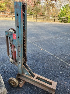 $1100 • Buy Collision Frame Machine Puller - Rack Post Hydraulic Auto Body Shop Tools KY