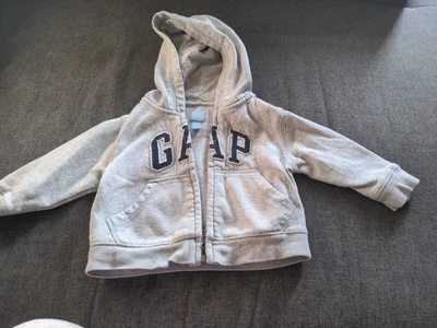 Baby Gap Hoodie Size 6-12 Months Used Good Condition  • £0.99