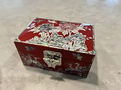 Lacquered Wood Jewelry Box Mother Of Pearl Inlay Butterfly Clasp RedLined Mirror • $27.95