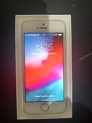 Apple Iphone 5S 16GB Silver • $65