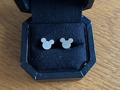 Disney Mickey Mouse Shape Silver Stud Earrings Jewellery Minnie Mouse UK Seller* • £4.99