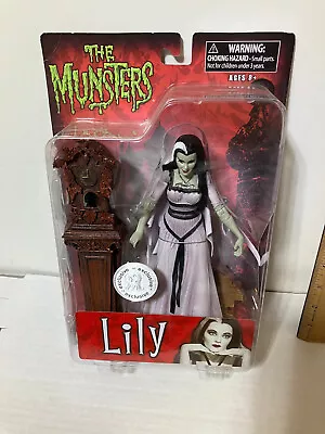 The Munsters Lily Toys R Us Action Figure 2011 Diamond Select • $37