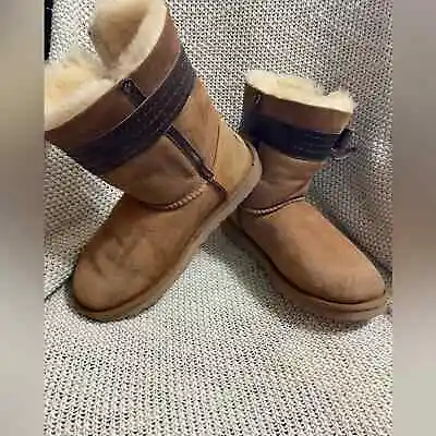 Ugg Josette Boot Size 9 • $45