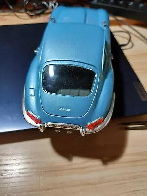 Burago 1 18 Jaguar E Type Coupe • £18