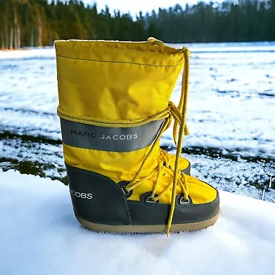 Marc Jacobs Snow Moon Boots Women M Yellow Gray Trim Foot Length 10” Lightweight • $80