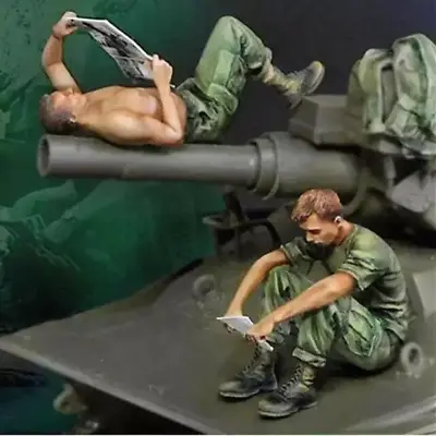 1/35 2pcs Resin Model Kit Vietnam War US Army Soldiers In Rest Unpainted • $8.87