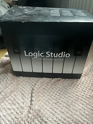 Apple Logic Studio Pro 8 Mainstage And Soundtrack Pro 2 • £50